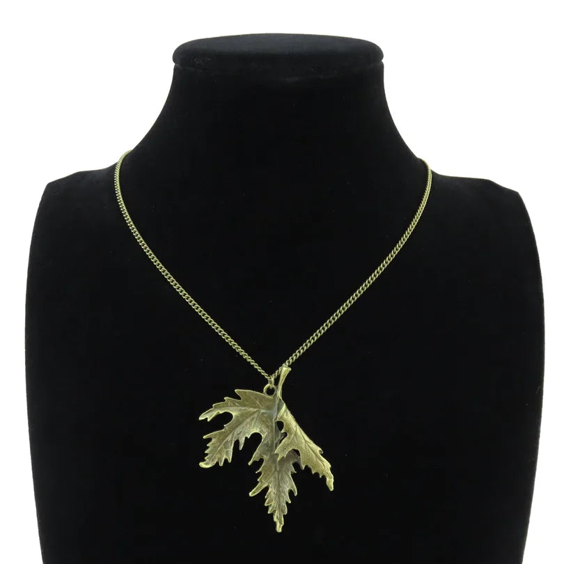 Plant Folding Maple Leaves Pendant Necklaces For Women