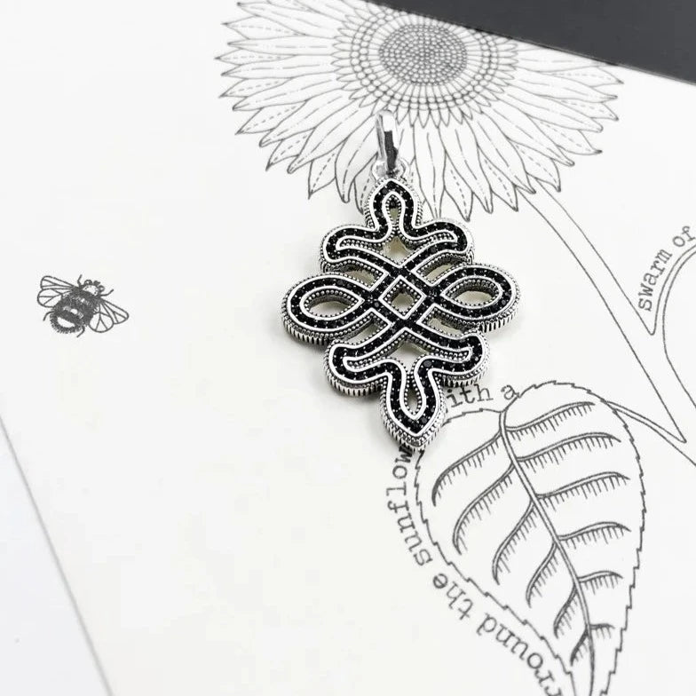 Pendant Black Love Knot For Men