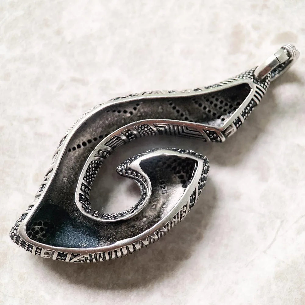 Pendant Mythical Hook For Men